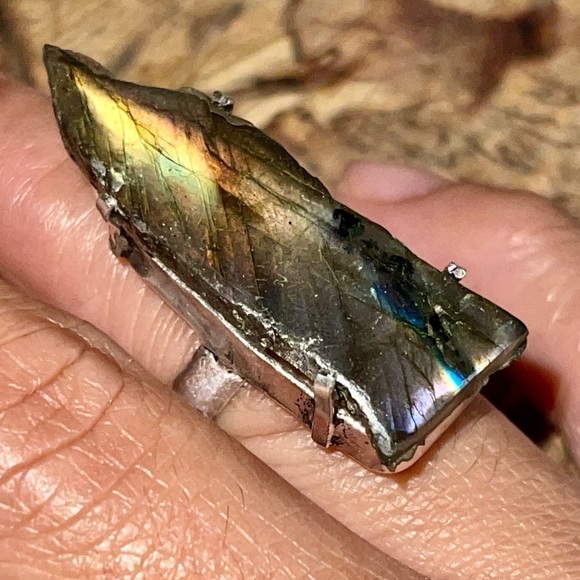 Raw Labradorite Ring Size 6 1/4 - Picture 5 of 15
